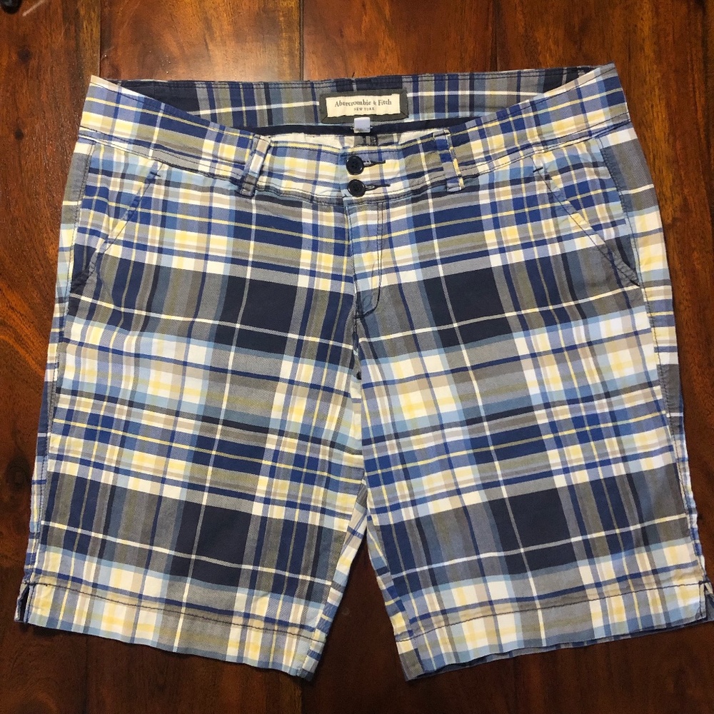 Abercrombie & Fitch Stretch Plaid Walking Shorts